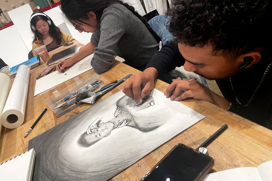 Art learning center classes